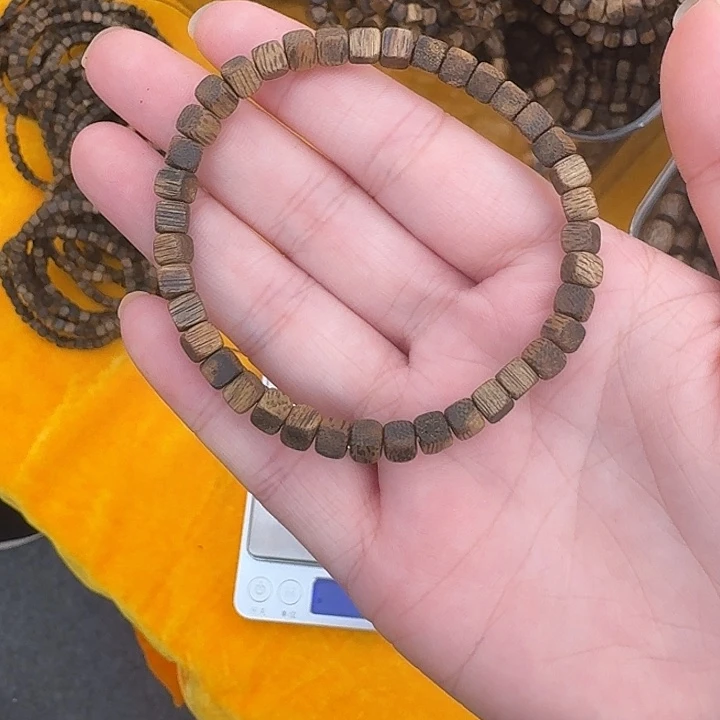 沉香碎屑沉香方珠 两克 多样性发货