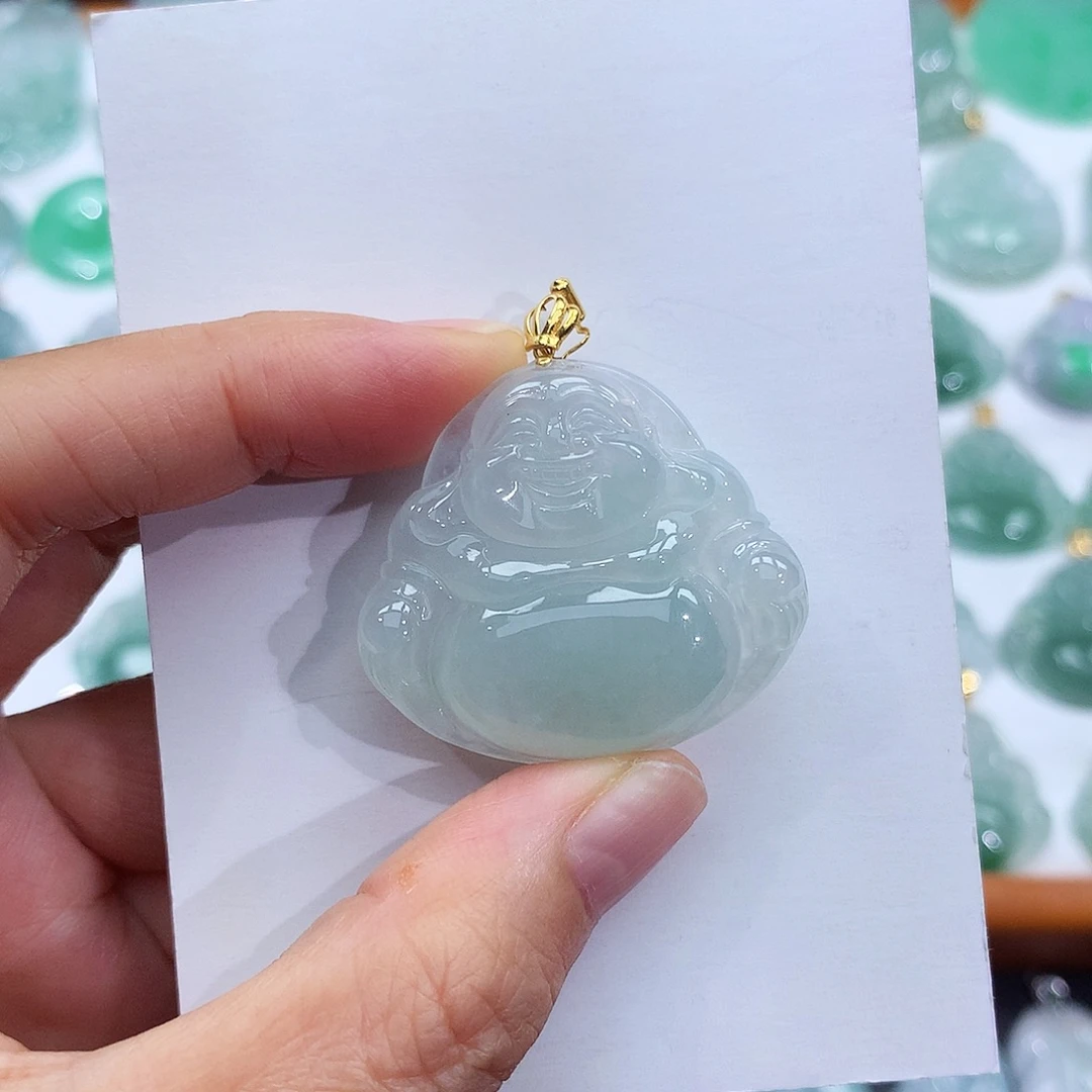 翡翠18K金镶嵌颈饰翡翠吊坠