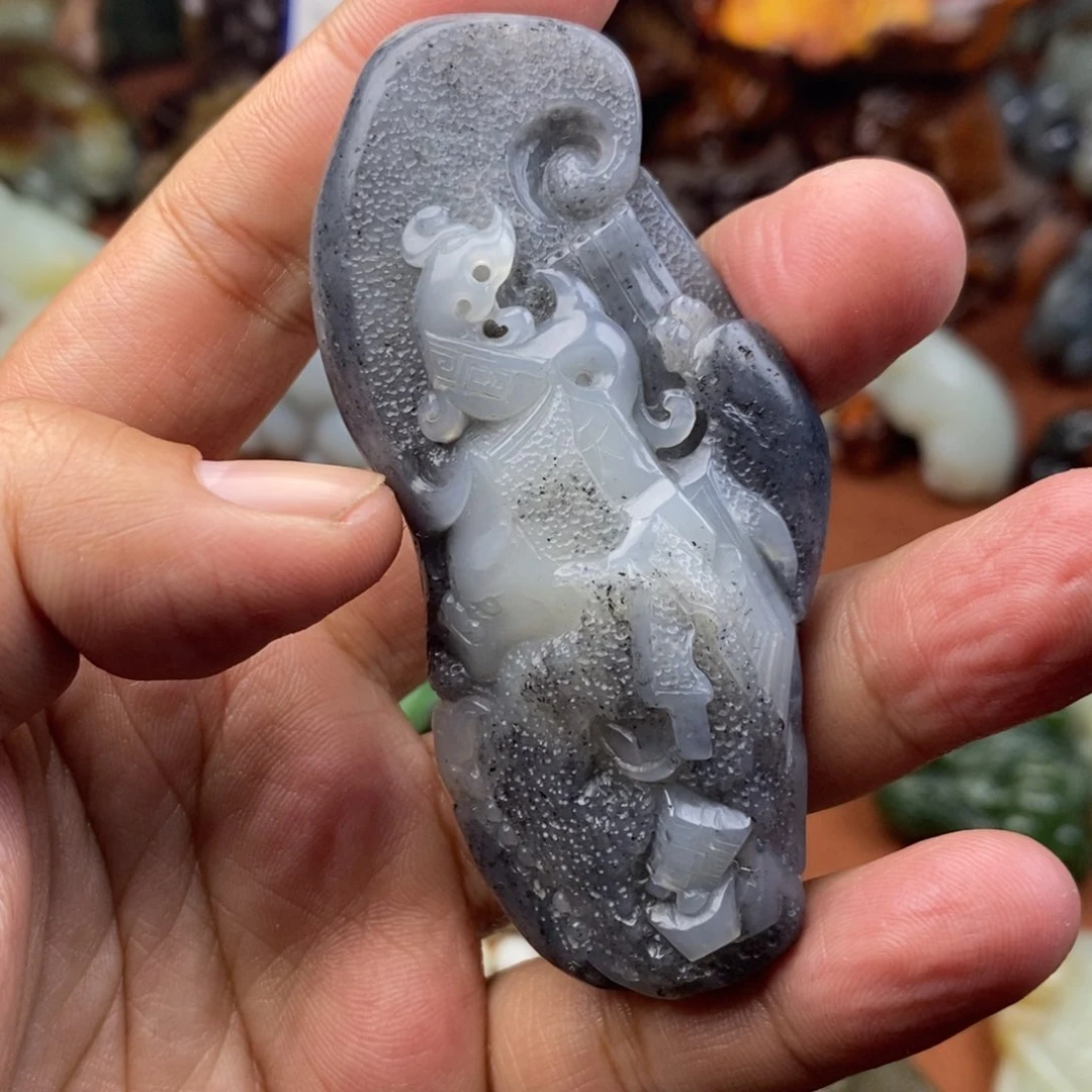 和田玉挂件未镶嵌