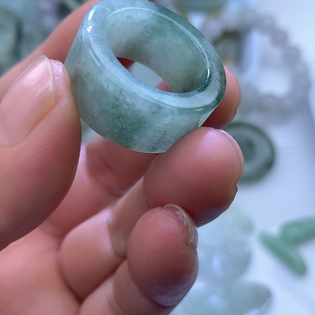 定制翡翠未镶嵌班指