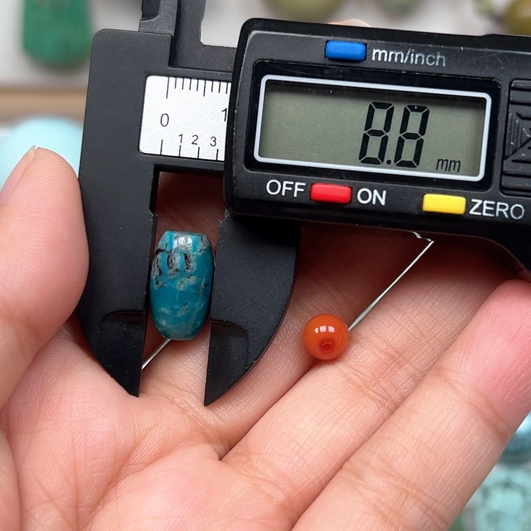 南红玛瑙未镶嵌珠宝奇石