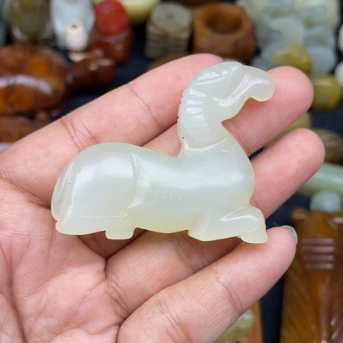 未镶嵌蛇纹石玉颈饰101