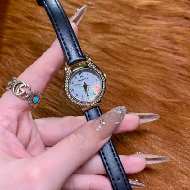 法式小众轻奢女士手表复古高级感小巧精致冷淡风石英表DK3537黑色