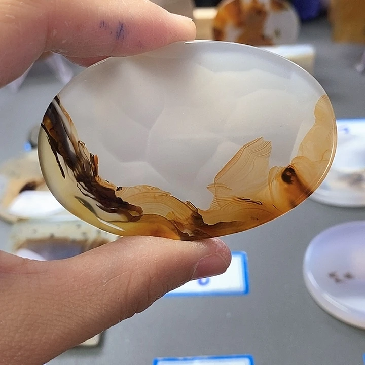 玛瑙/玉髓未镶嵌珠宝半成品