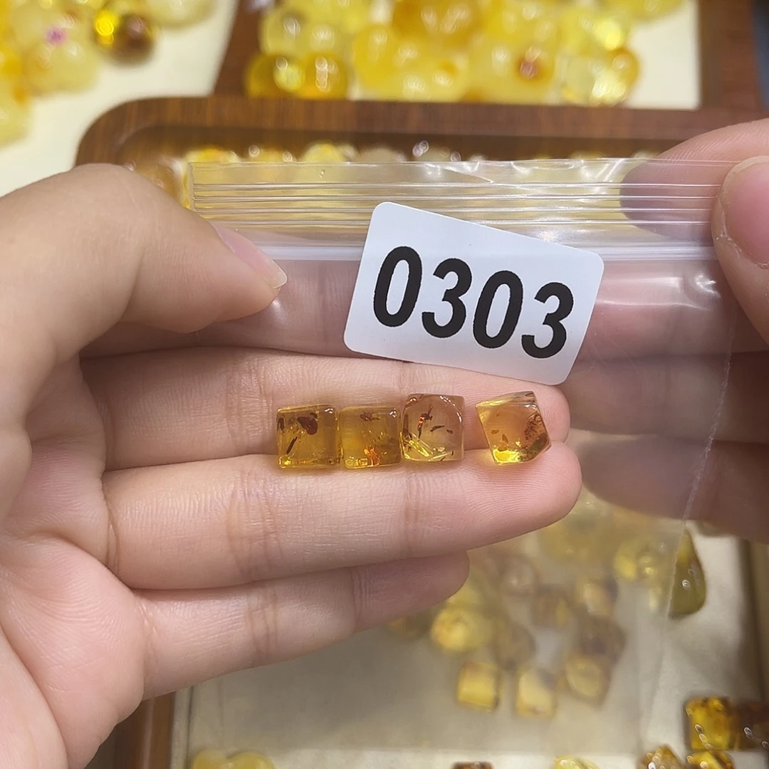 琥珀未镶嵌珠宝奇石