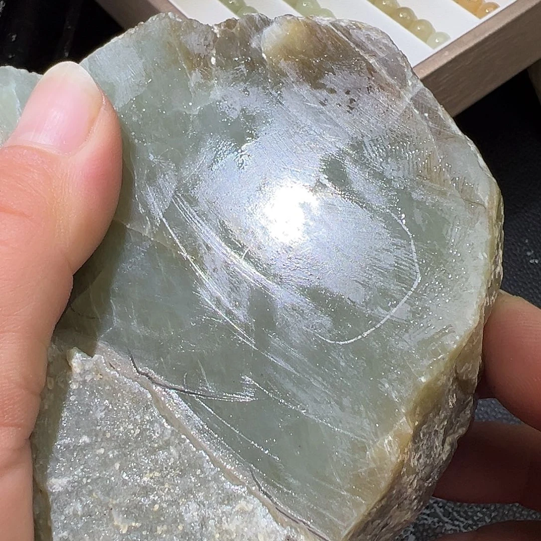 和田玉（糖玉）未镶嵌手镯