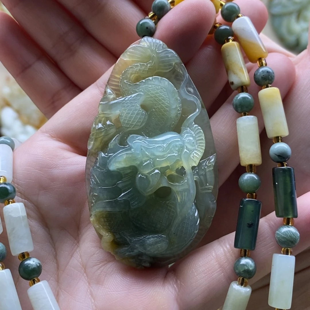 【闪购商品】岫玉颈饰未镶嵌龙