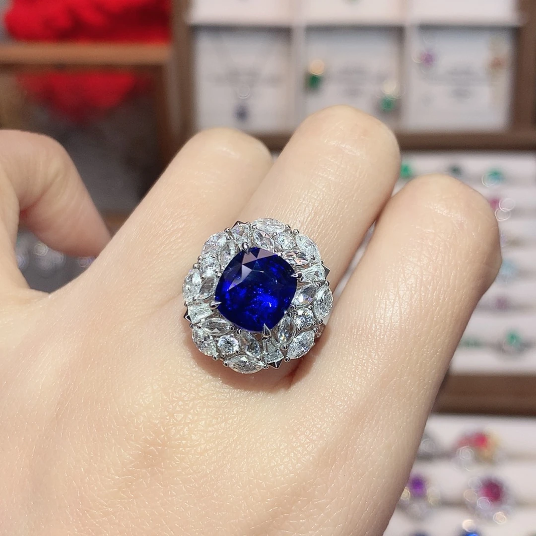18K金镶嵌蓝宝石戒指4.68ct/天然宝石/七天无理由