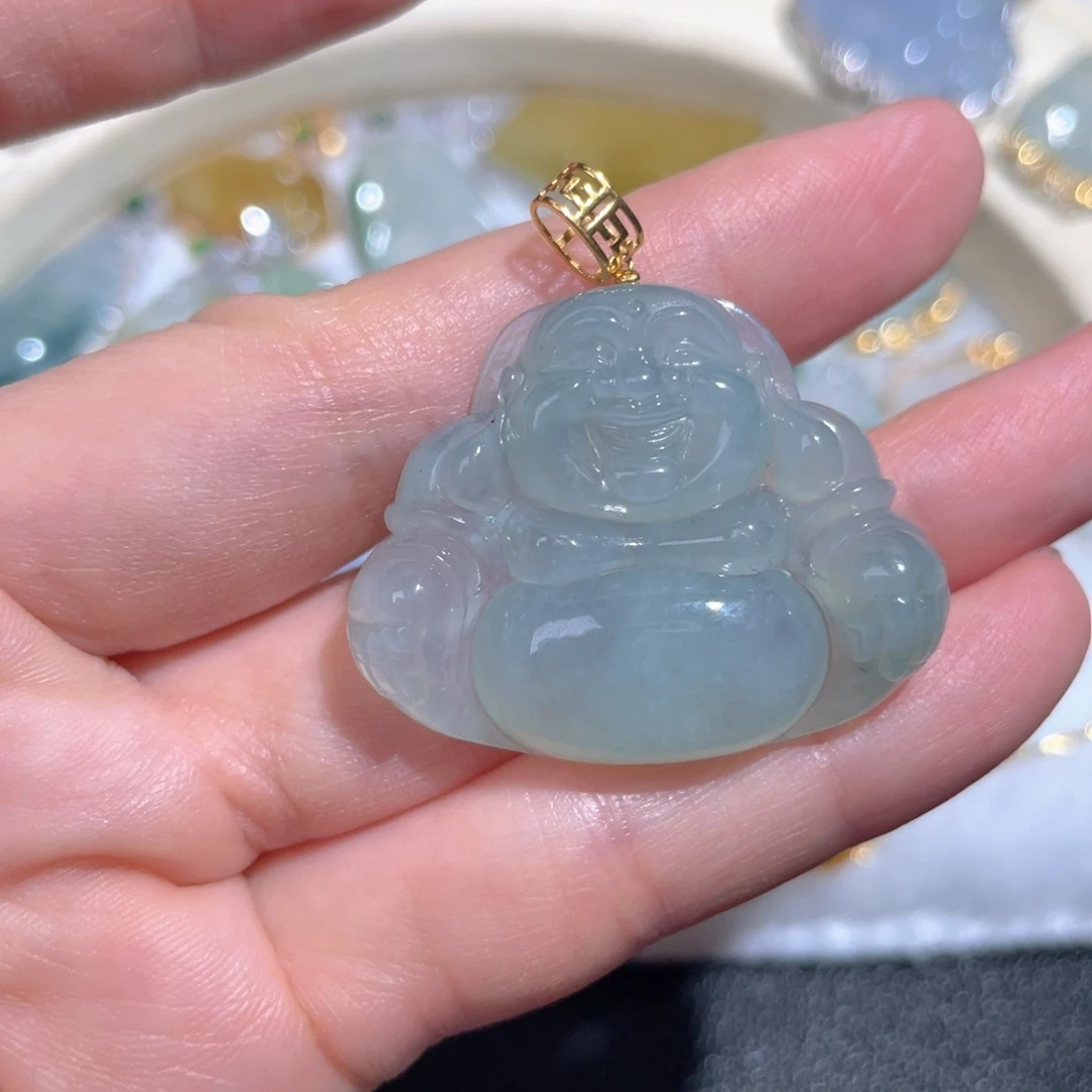 翡翠颈饰18K金镶嵌翡翠