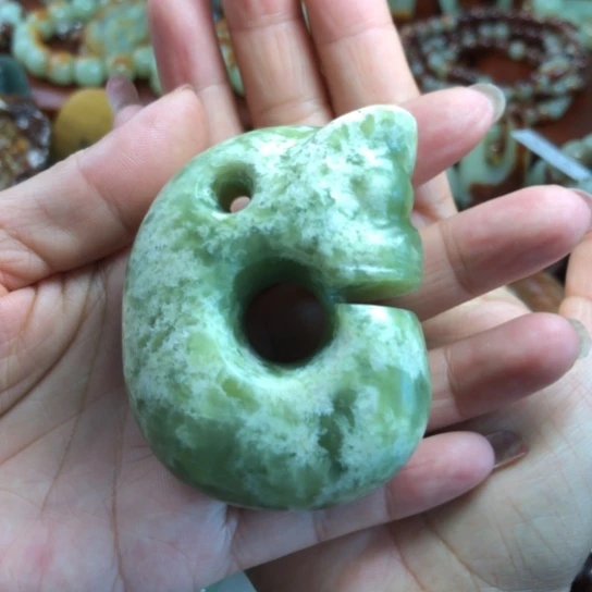 未镶嵌透闪石质玉把件柴**站