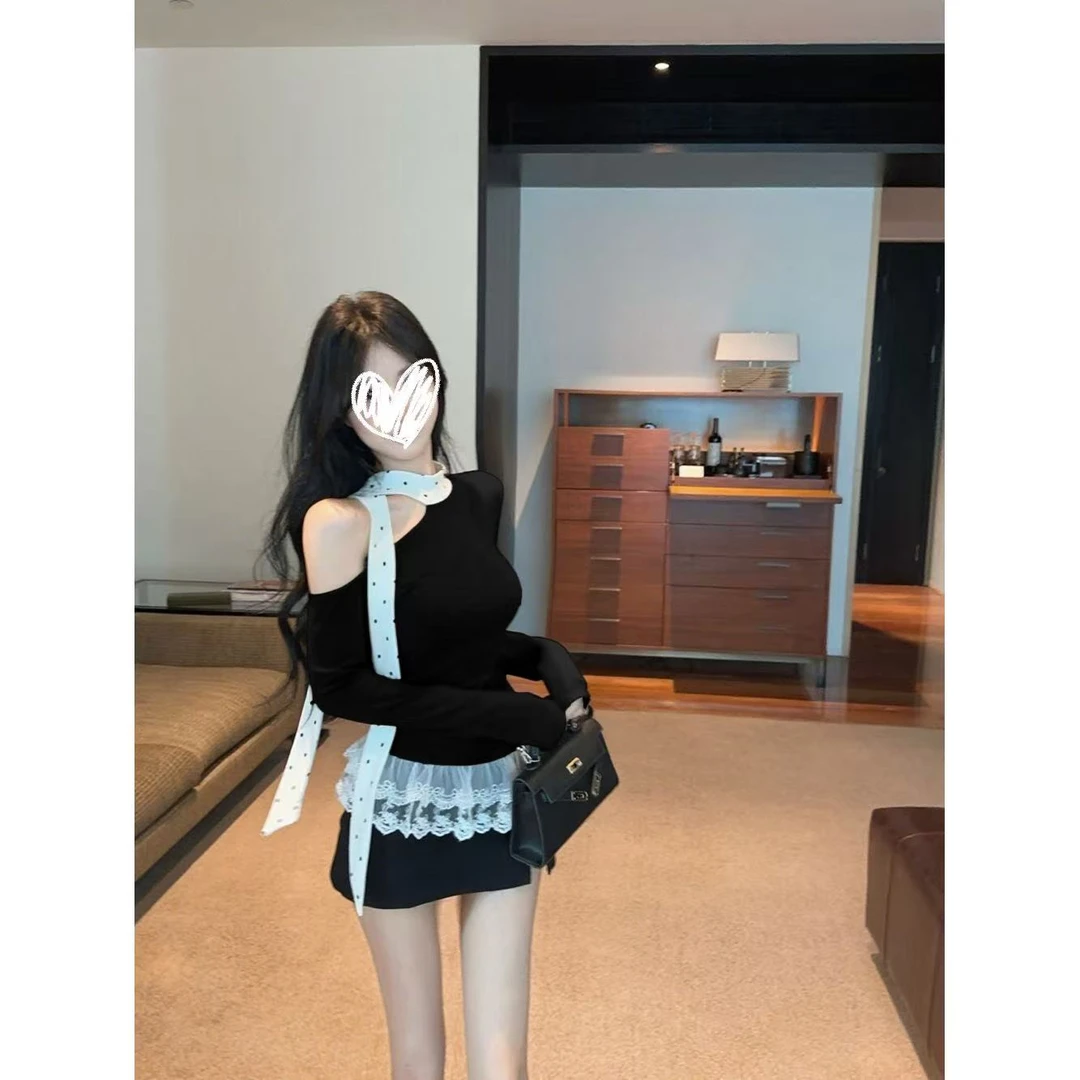 气质波点系带露肩长袖t恤女秋季新款甜美蕾丝拼接修身显瘦上衣ins