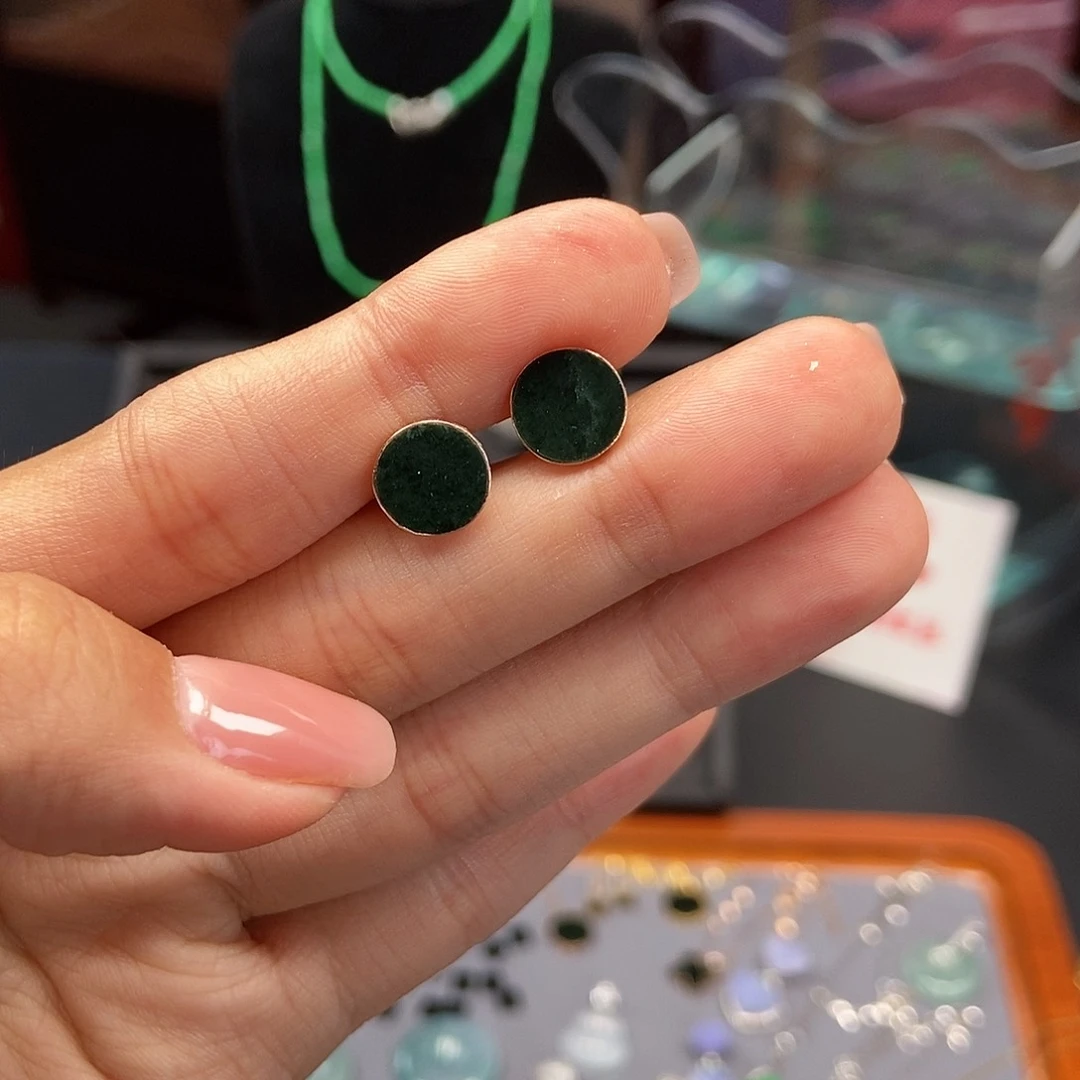 翡翠18K金镶嵌耳饰