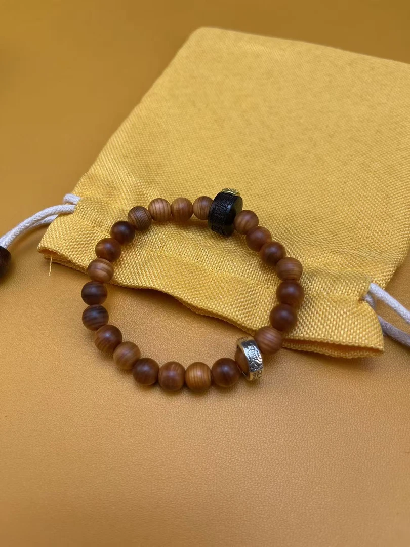 1191精选手串无礼盒