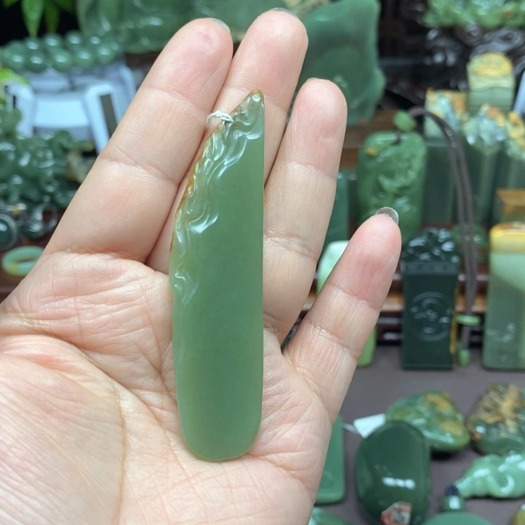 岫岩河磨玉（透闪石质玉）未镶嵌挂件