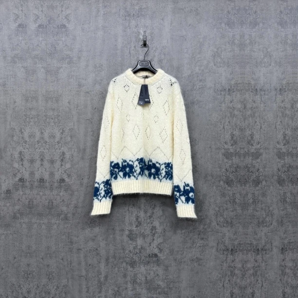 未使用 DIOR/迪奥 镂空CD图案Logo马海毛毛衣/SK259/M码宽松