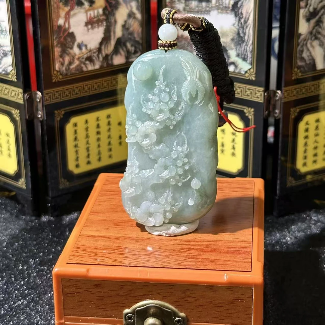 4604-天然翡翠-喜上眉梢