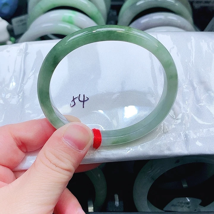 翡翠未镶嵌手镯210