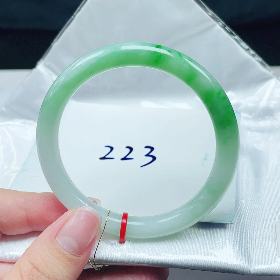 翡翠未镶嵌手镯美人叮当52