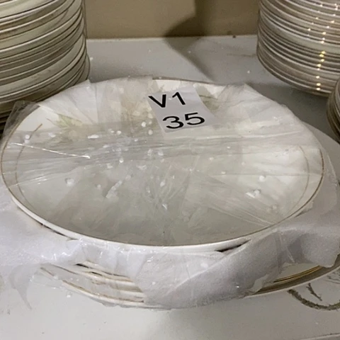 瓷六个山茶花深盘v135