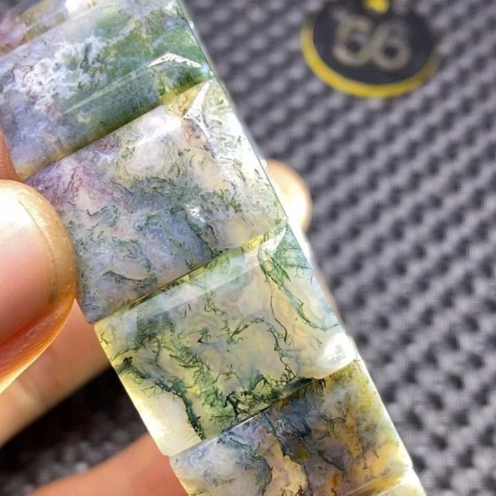 夏***峦玛瑙/玉髓未镶嵌1