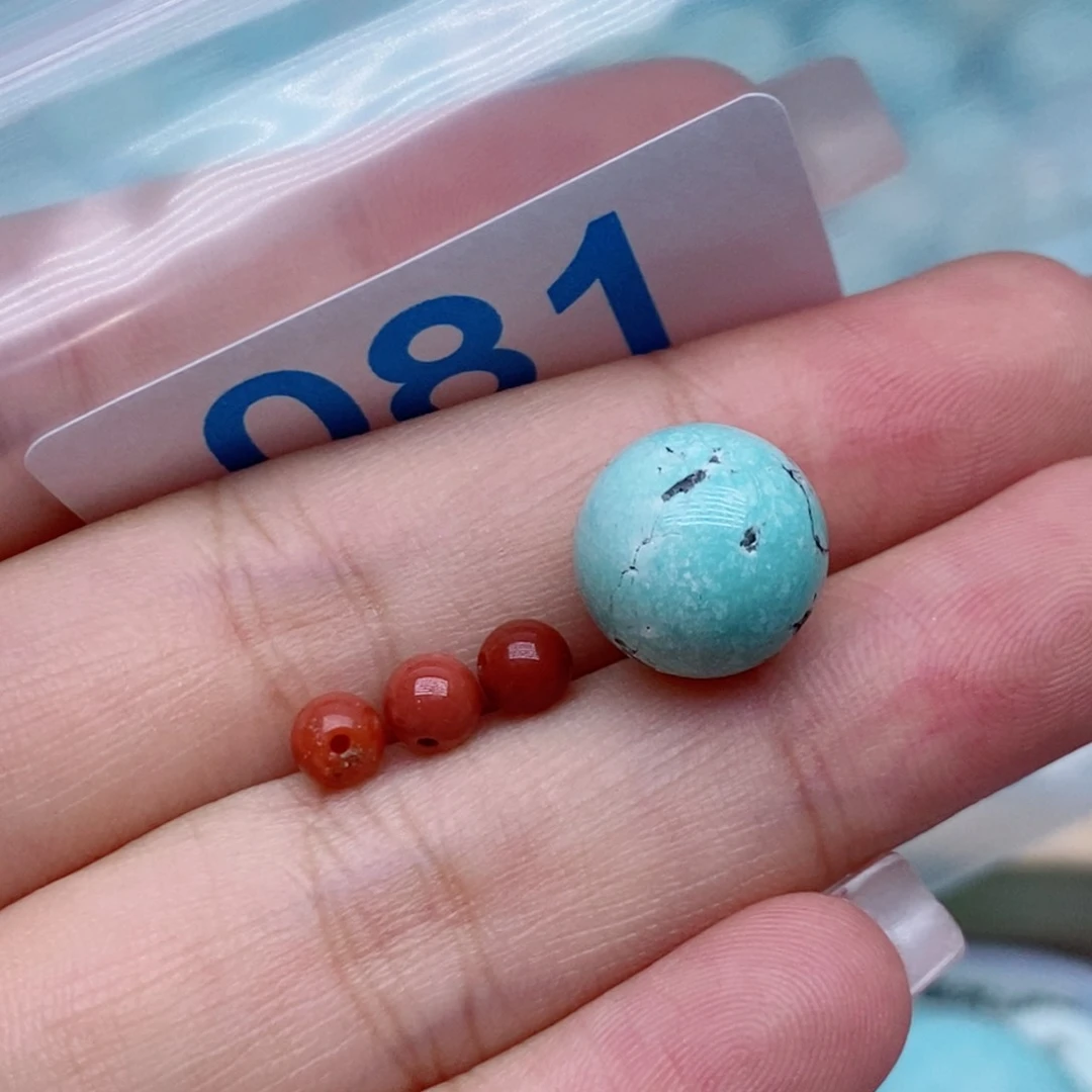 南红玛瑙未镶嵌珠宝奇石
