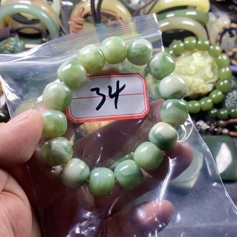 未镶嵌蛇纹石玉手链