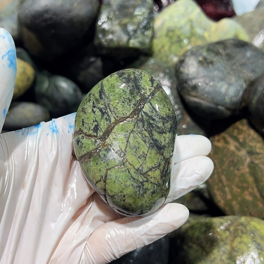 合金蛇纹石玉西藏藏玉药王石米*?