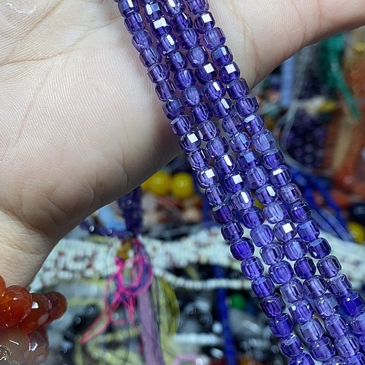 玛瑙/玉髓未镶嵌珠宝半成品锆石切面方糖卡4mm一条