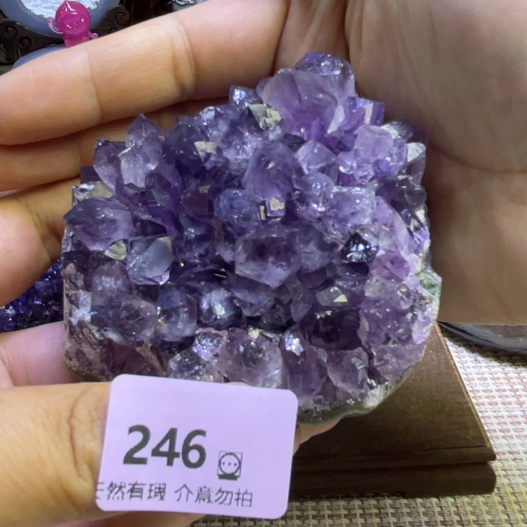 D***y未镶嵌紫晶大型摆件（非配饰）