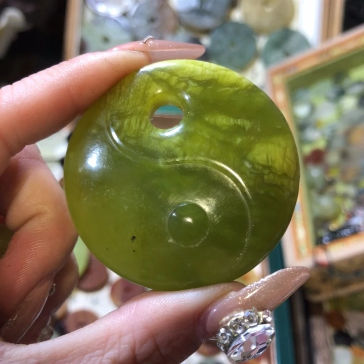 岫玉岫玉挂件未镶嵌