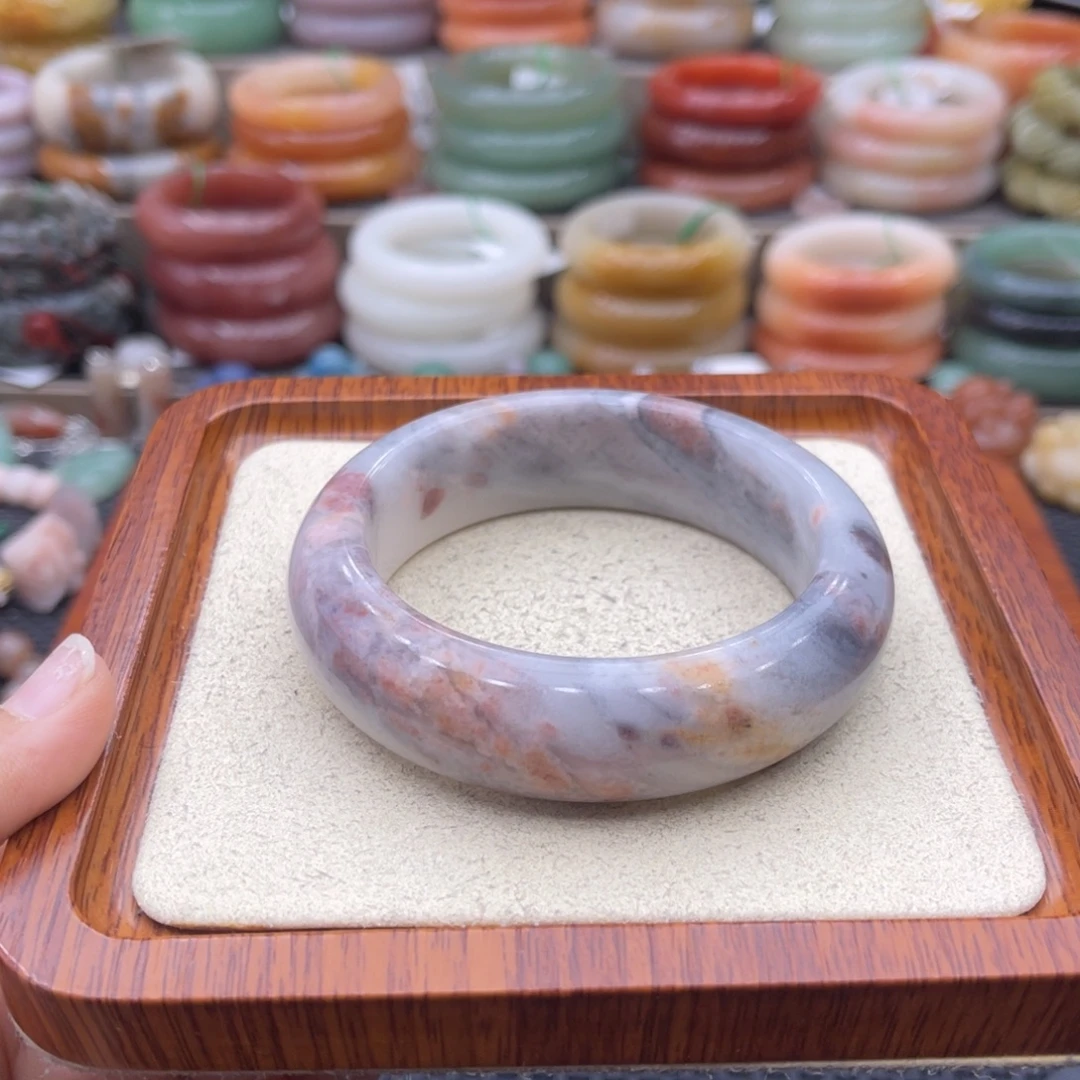 石英质玉未镶嵌手镯