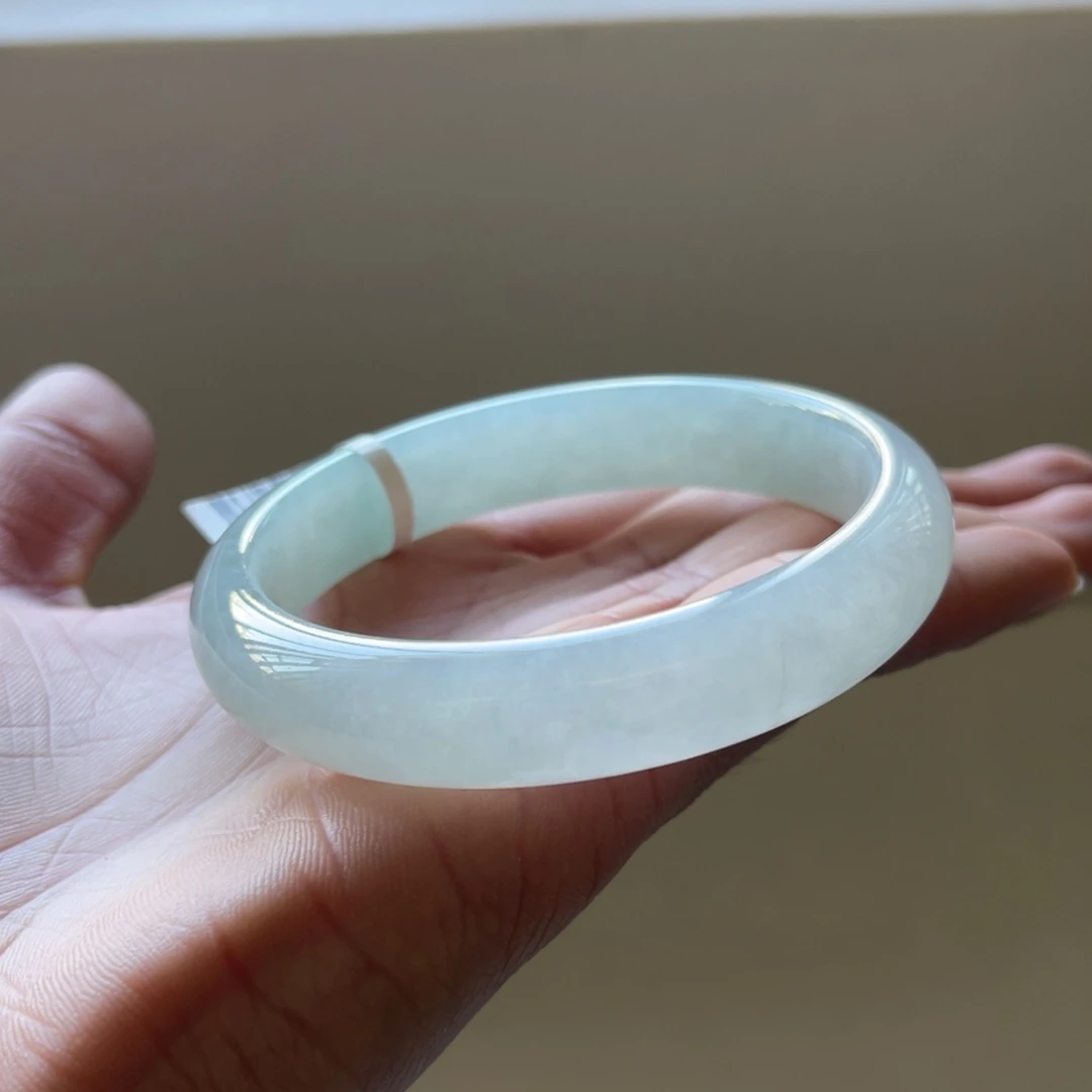 翡翠未镶嵌手镯57.9圈三天鉴赏期