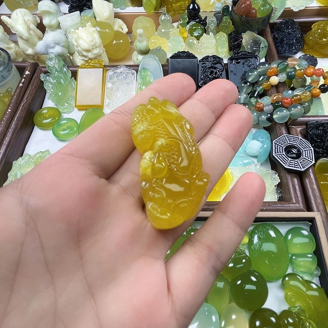 未镶嵌岫玉吊坠(不含链)