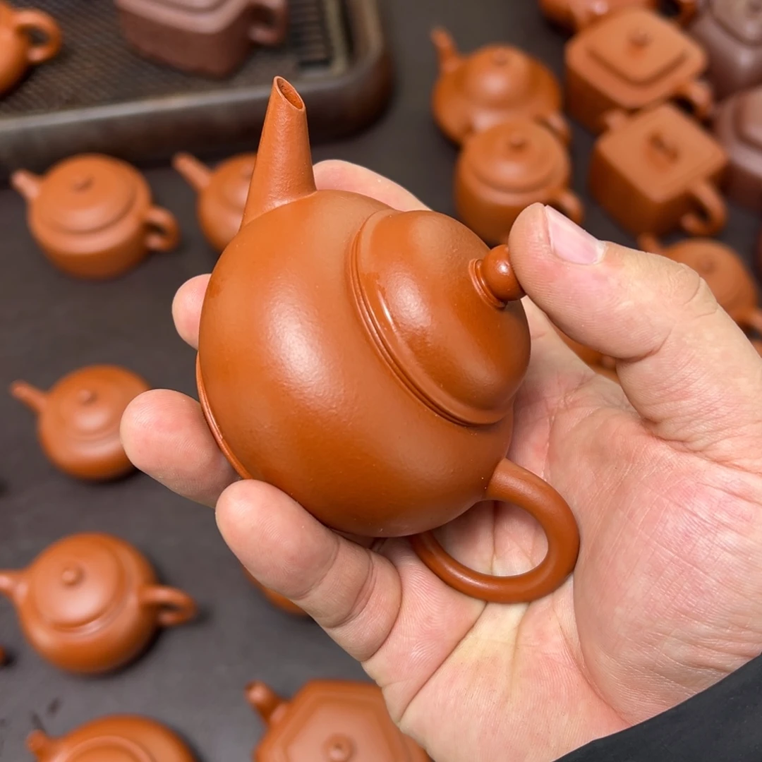 C****茶壶紫砂汽修厂和机械设备