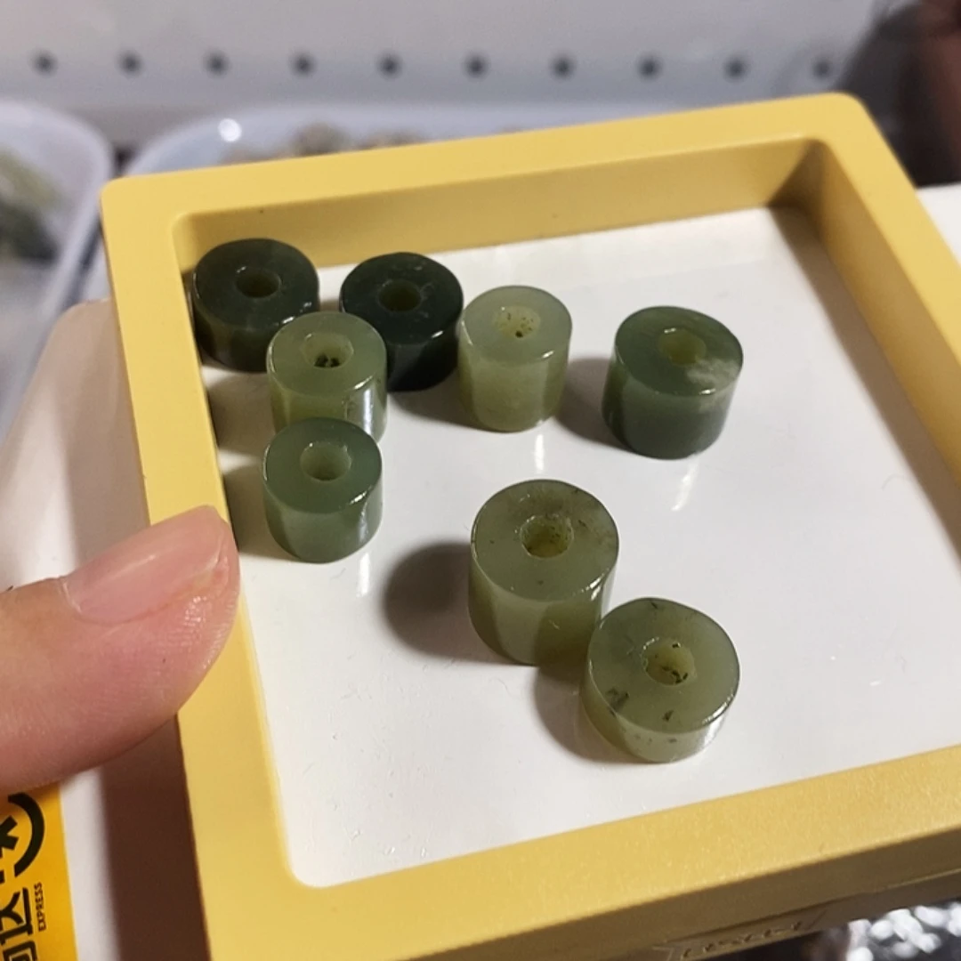 和田玉未镶嵌手链瑕疵品处理不退不换