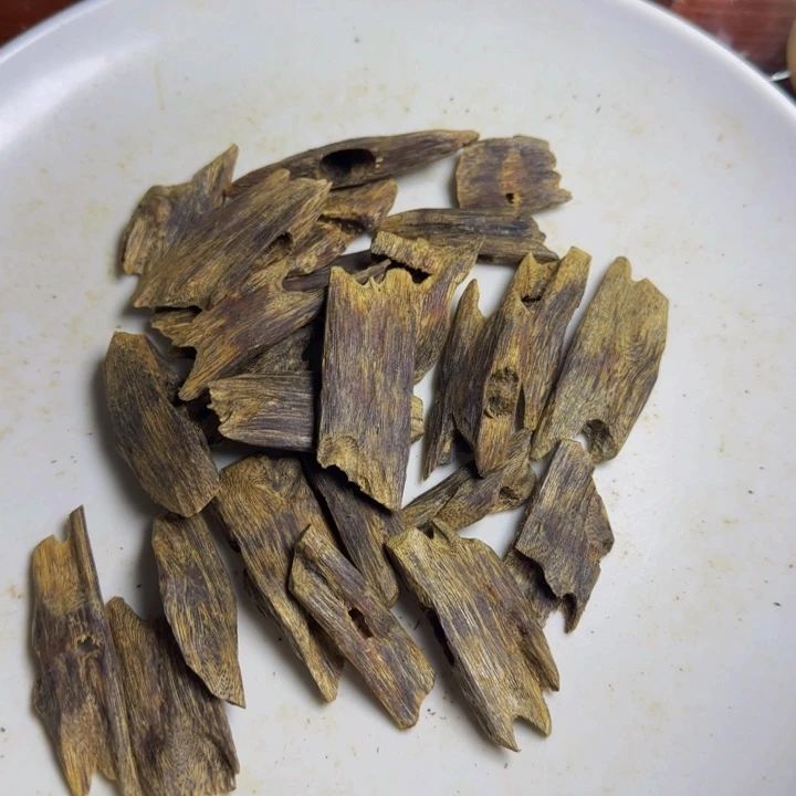 用***0线香海南老白棋72克，以直播间为准