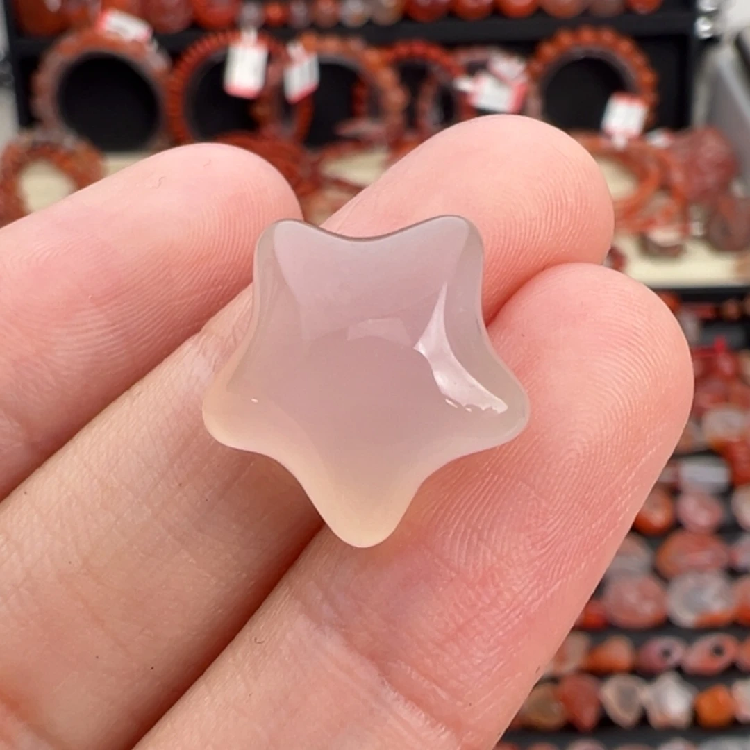 南红玛瑙未镶嵌颈饰荔枝冻的胖星星