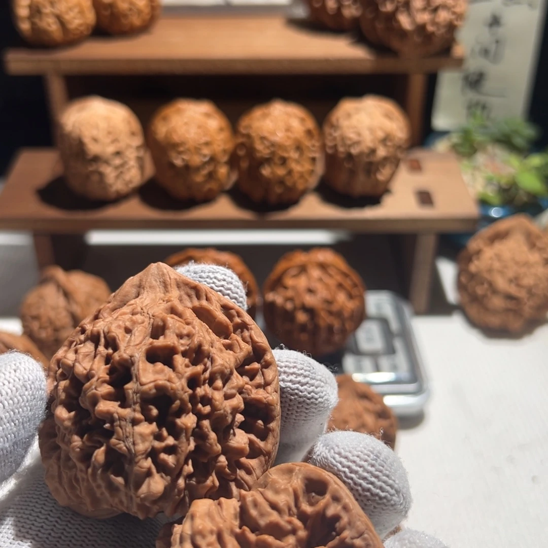 c***_核桃全品无修 49+ 老树红皮官帽