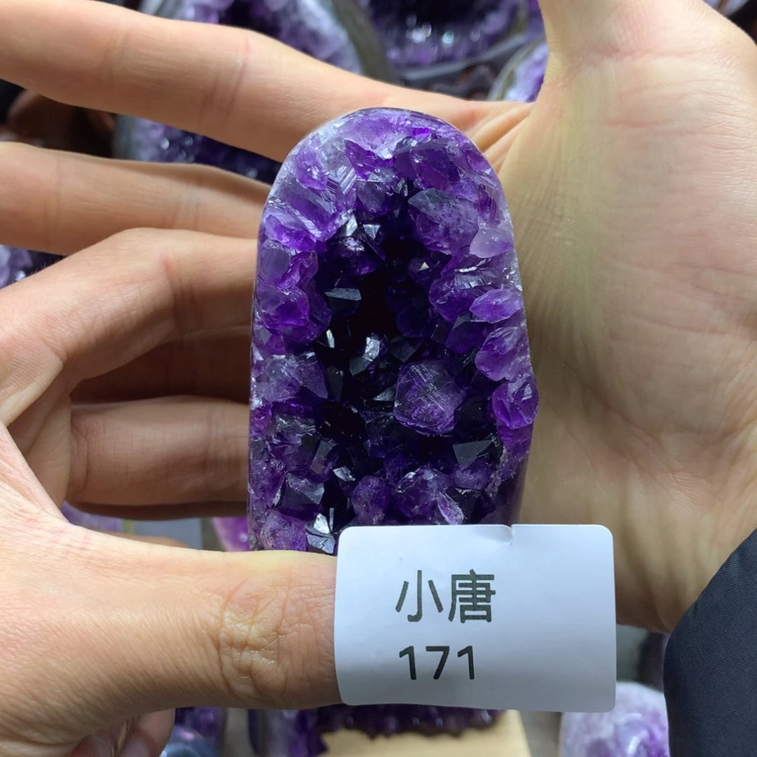 紫晶大型摆件（非配饰）未镶嵌