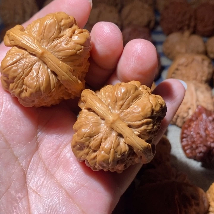 董***嘉文玩核桃把件核桃