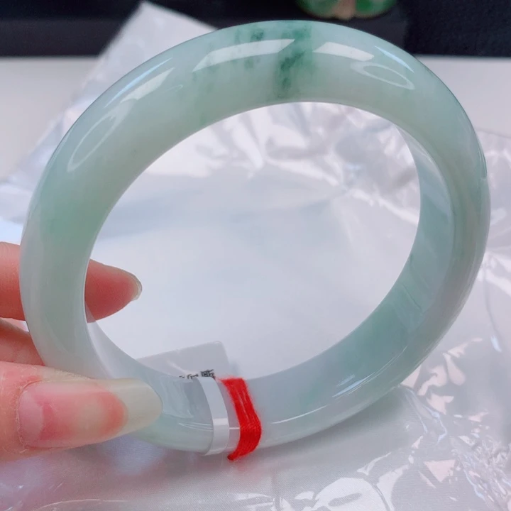 翡翠未镶嵌手镯64圈