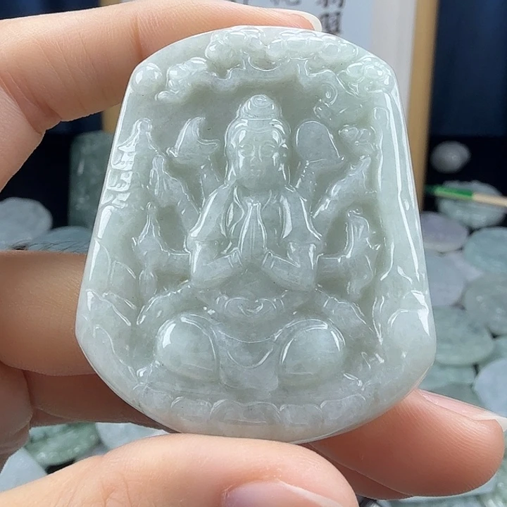 翡翠未镶嵌颈饰翡翠