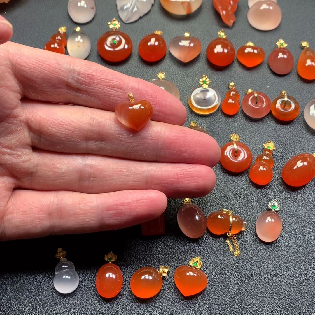 南红玛瑙未镶嵌项链