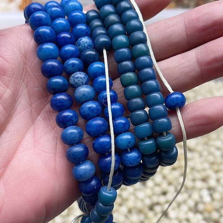 白玉菩提吊坠瑕疵蓝色