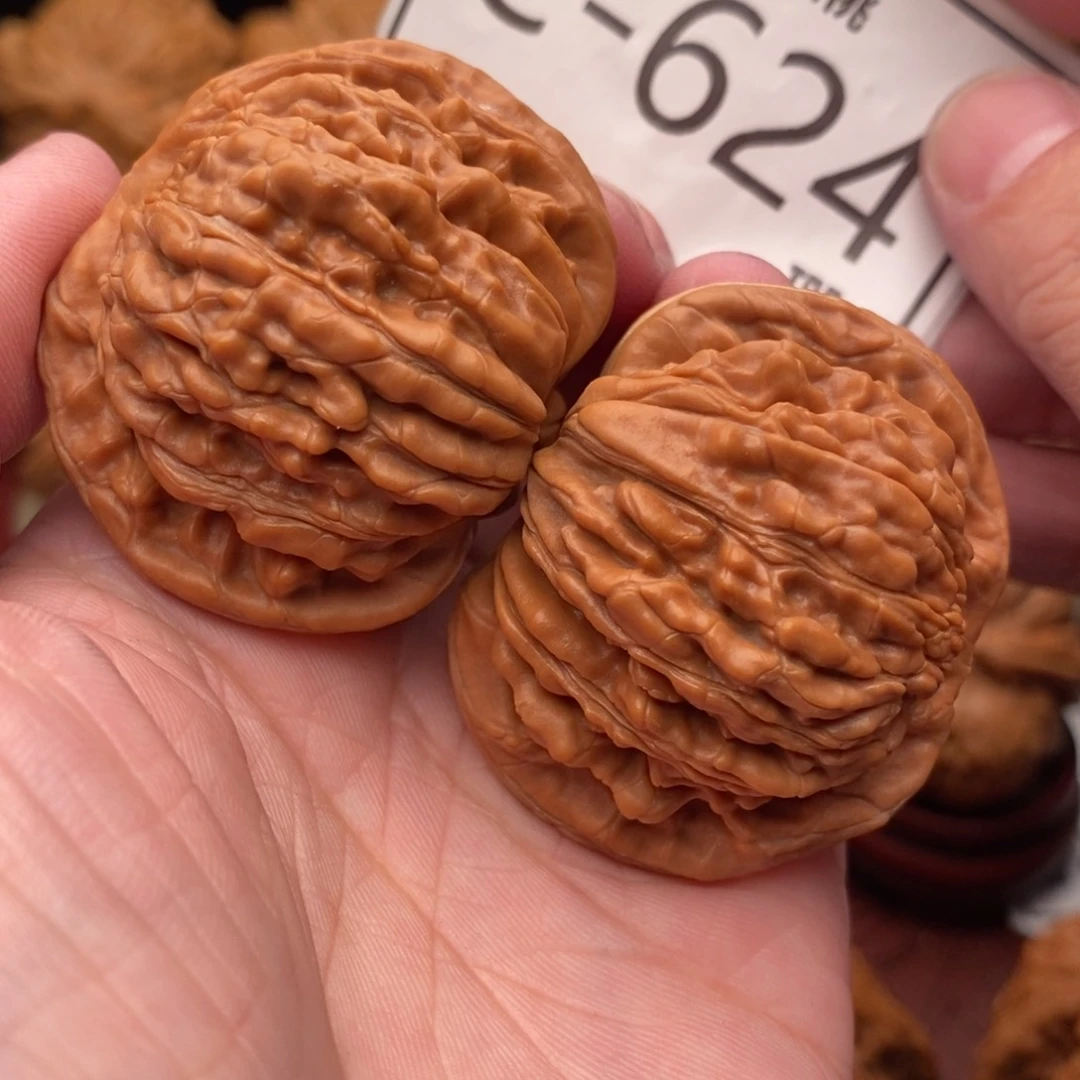 文玩核桃把件汉高楼43