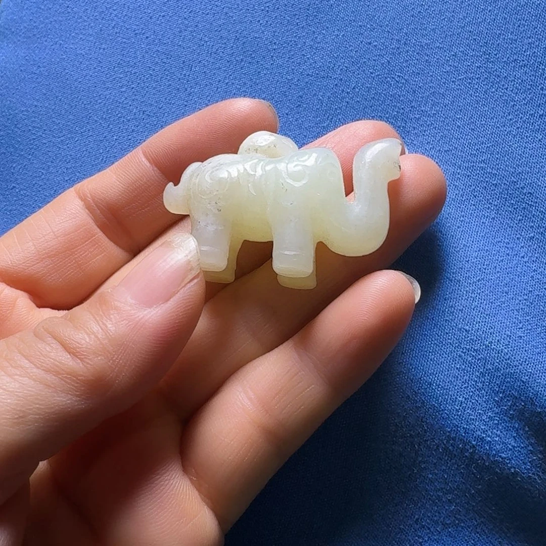 和田玉（糖玉）未镶嵌颈饰