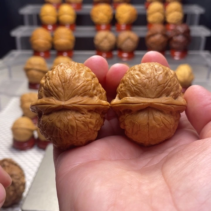 文玩核桃把件32九五玄铁