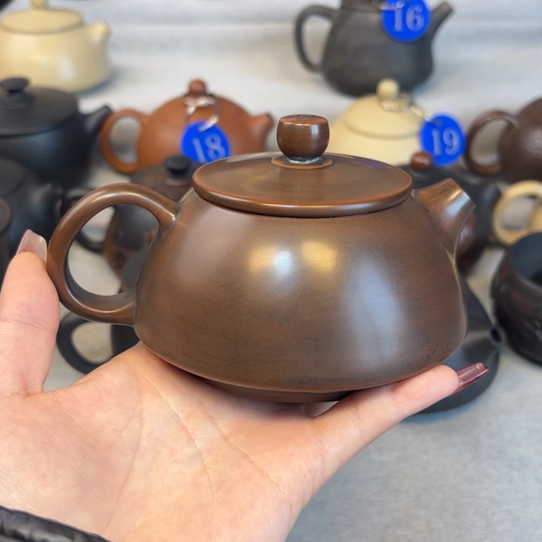 【闪购商品】慢****栈红泥 微微瑕 容量 210c c