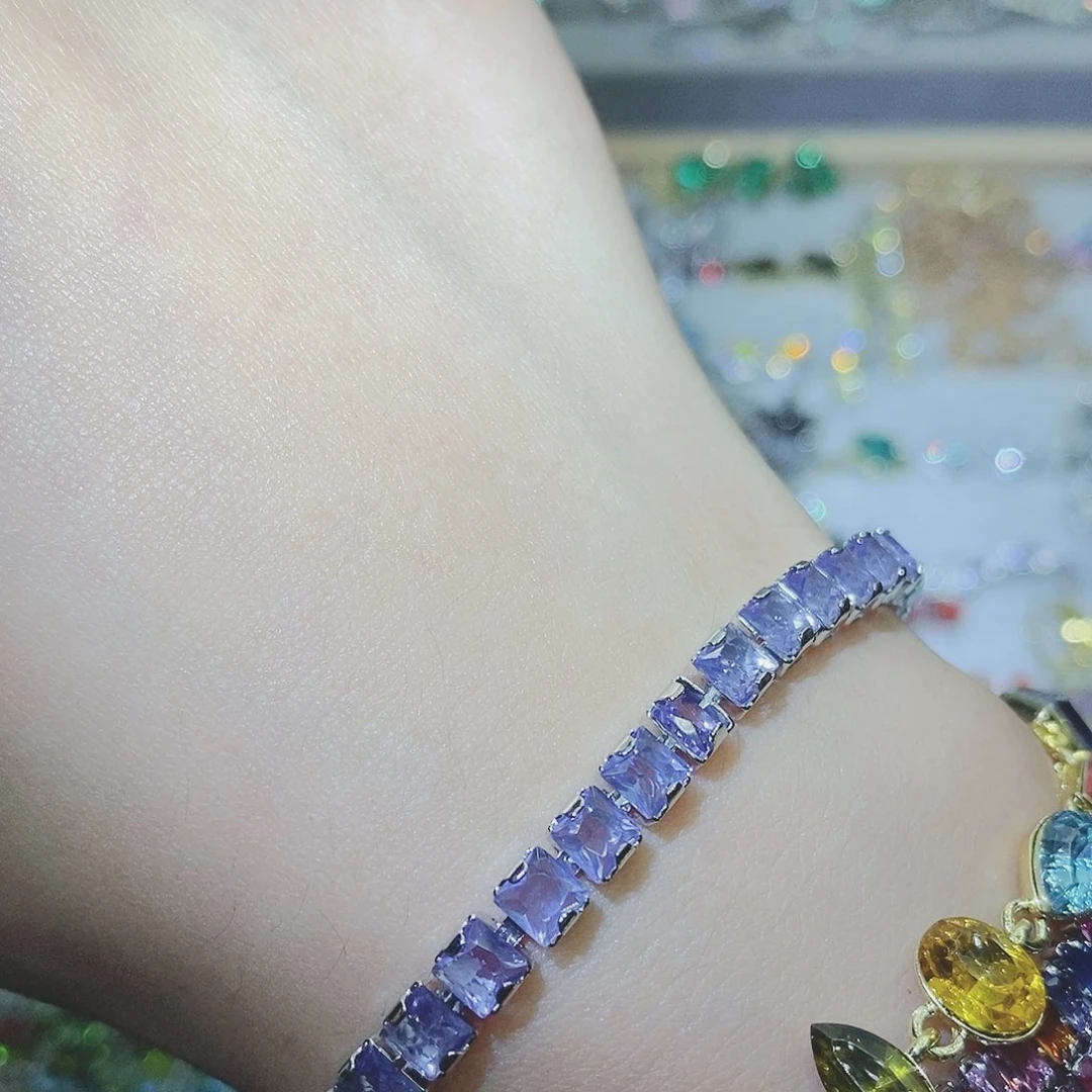 【闪购商品】银S925镶嵌耳饰托帕石