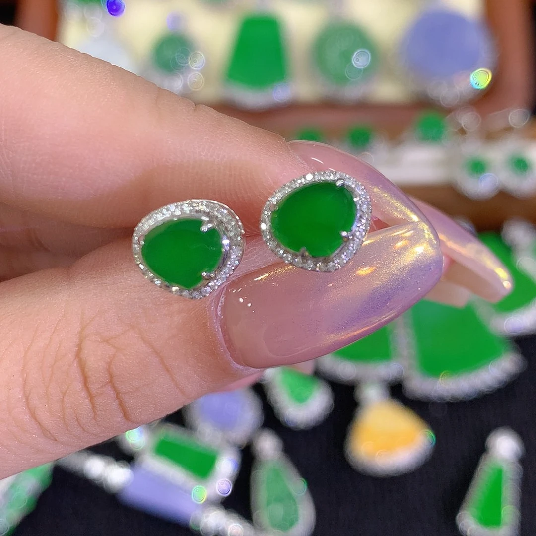 翡翠18K金镶嵌耳饰88888888